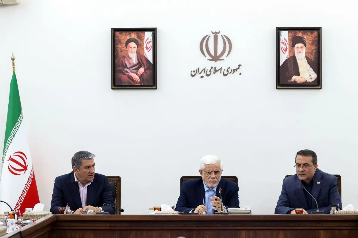 مدیری که در مسیر مخالف تصمیمات دولت است نمی‌تواند به عنوان مدیر ارشد دولت باقی بماند/ تصویب طرح اصلاح ساختار کلان وزارت راه و شهرسازی