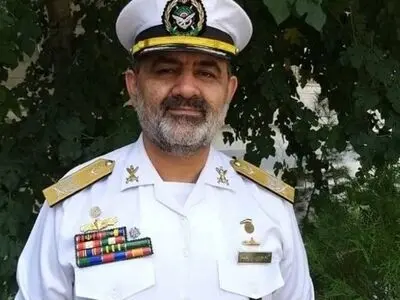 المدمرات الإیرانیة تزود بصواریخ کروز