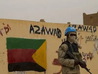 نقض حریم هوایی مالی توسط هواپیمای نظامی فرانسه