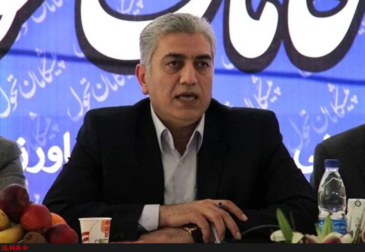 اقتصاد کشور سال‌های سختی را پیش رو دارد/ نهادهای خاص هر زمان اراده کنند بازار را تحت شعاع قرار می‌دهند