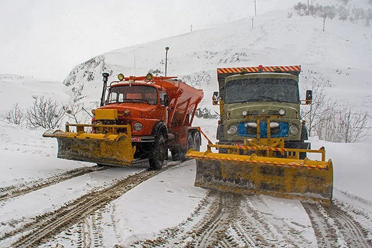 کلیه محورهای مواصلاتی استان اردبیل باز است / رانندگان مجهز به تجهیزات زمستانی باشند