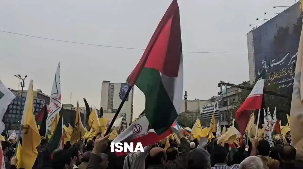 حضور گسترده مردم در راهپیمایی روز قدس تهران + فیلم