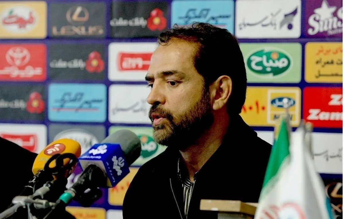 فیروز کریمی: باید حواسمان به دقایق پایانی باشد /به آن فیلمبردار گفتم دوستت دارم