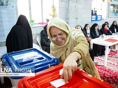 اخذ رای در 1089 شعبه انتخاباتی قزوین آغاز شد