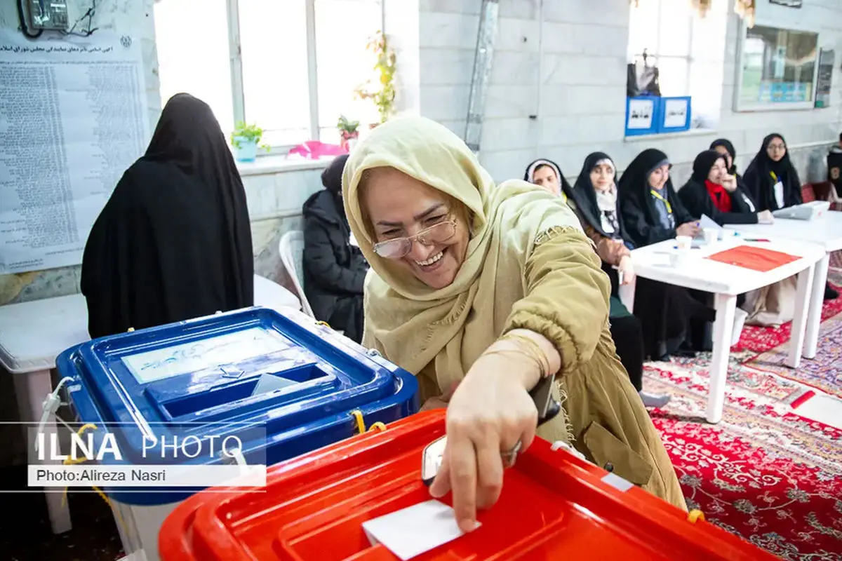 اخذ رای در 1089 شعبه انتخاباتی قزوین آغاز شد
