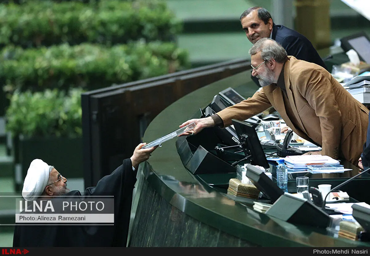 روحانی لایحه بودجه ۹۶ را تقدیم مجلس کرد