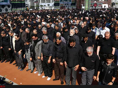 نماز ظهر عاشورا در سراسر کشور اقامه شد