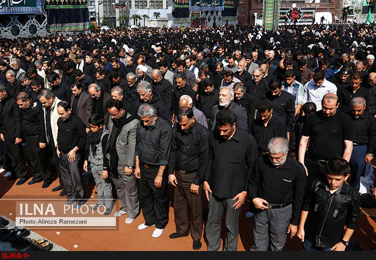 نماز ظهر عاشورا در سراسر کشور اقامه شد