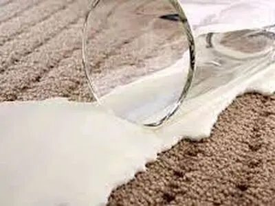 رفع بوی بد شیر از فرش با چند تکنیک خانگی