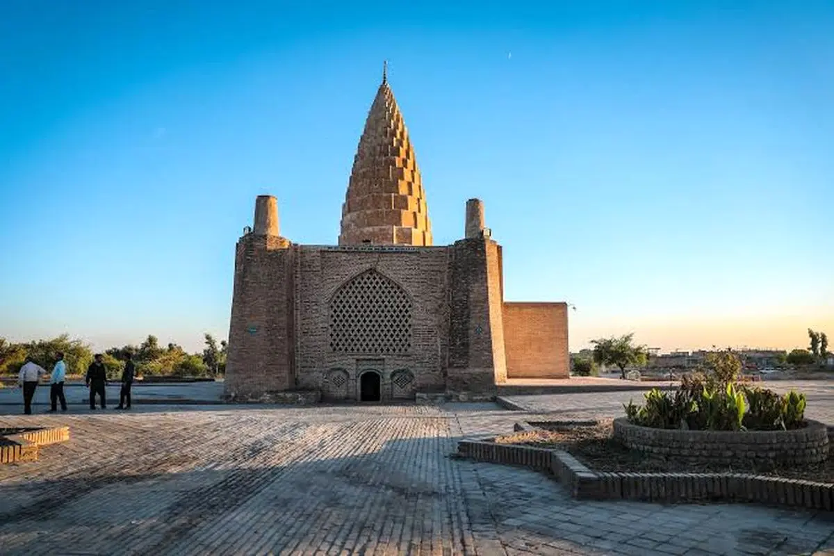 ساماندهی و مرمت آرامگاه یعقوب لیث صفاری آغاز شد