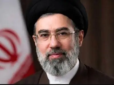 بیعت هنرمندان شبکه مستند سیما با حضرت آیت‌الله سید مجتبی خامنه‌ای
