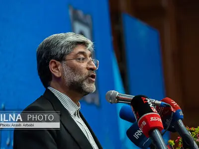 تأکید رئیس کل دادگستری استان تهران بر نقش وکلا در احقاق حق و اجرای عدالت/ برای دفاع از موکل نباید به حق پشت کرد