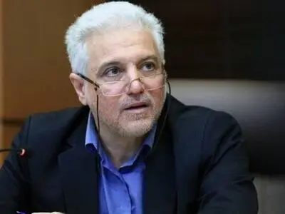 در یک سال آینده صادر کننده واکسن خواهیم شد/ کاهش سهم ریالی بازار داروهای وارداتی از ۳۰ به ۱۵ درصد
