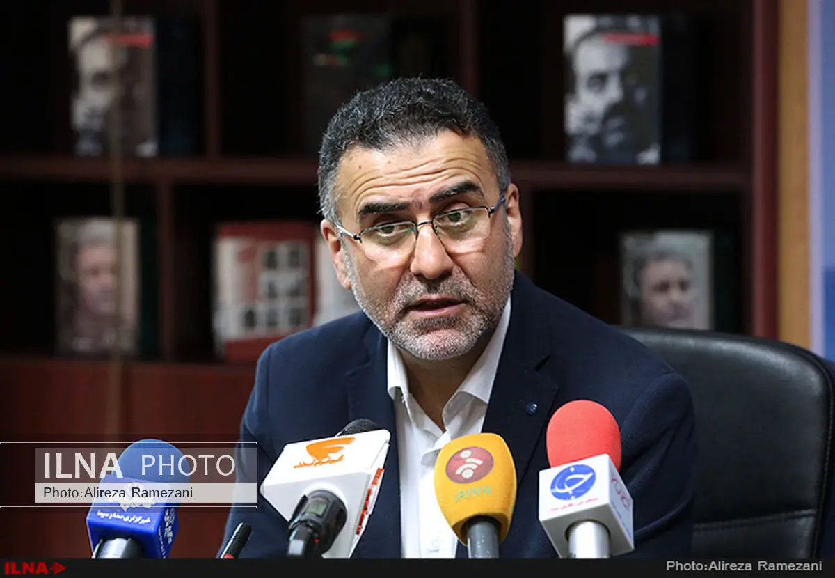 فیلم اخیر کاهانی را ندیدهام/حاضرم فیش حقوقی مدیرانم را منتشر کنم