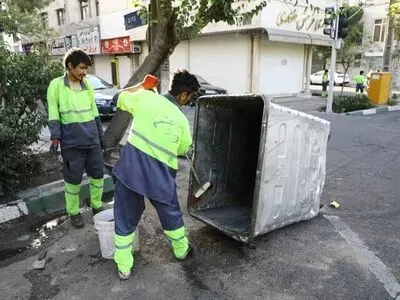 انتقاد کارگران شهرداری نیشابور به تخلفات مالی مدیران شهری
