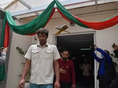 آزادی ۸ نفر از زندانیان نیازمند گناباد با کمک خیران