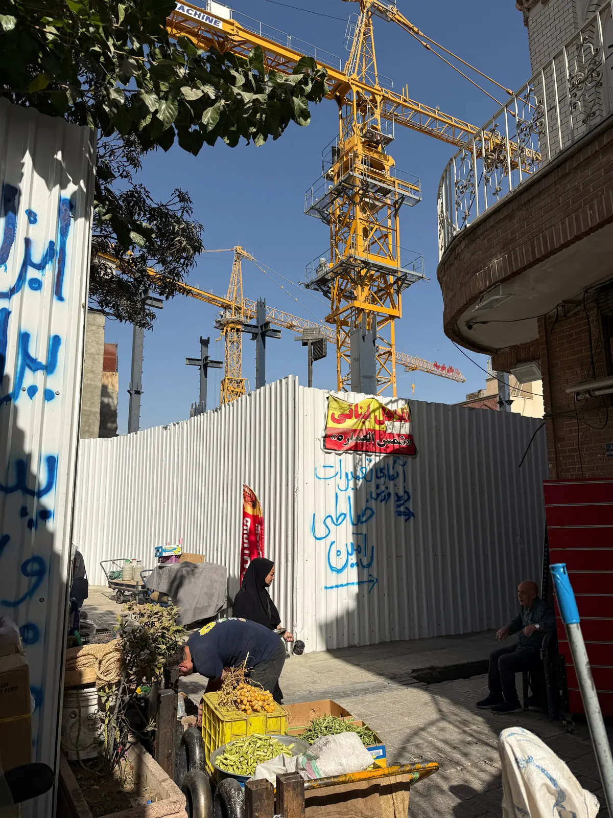 «مروی سنتر» عرصه محله عودلاجان و حریم میراث جهانی کاخ گلستان را به توپ بست