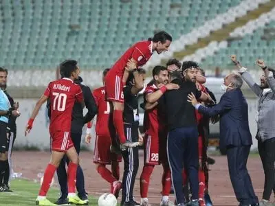 گزارش تصویری: حاج صفی یک تنه تراکتور را به پیروزی رساند