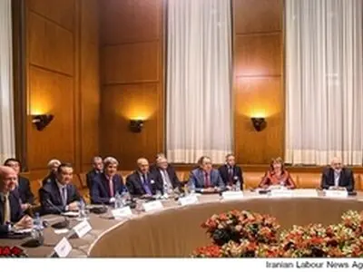 مذاکرات ایران و گروه ۱ + ۵ تا اول جولای ۲۰۱۵ تمدید شد
