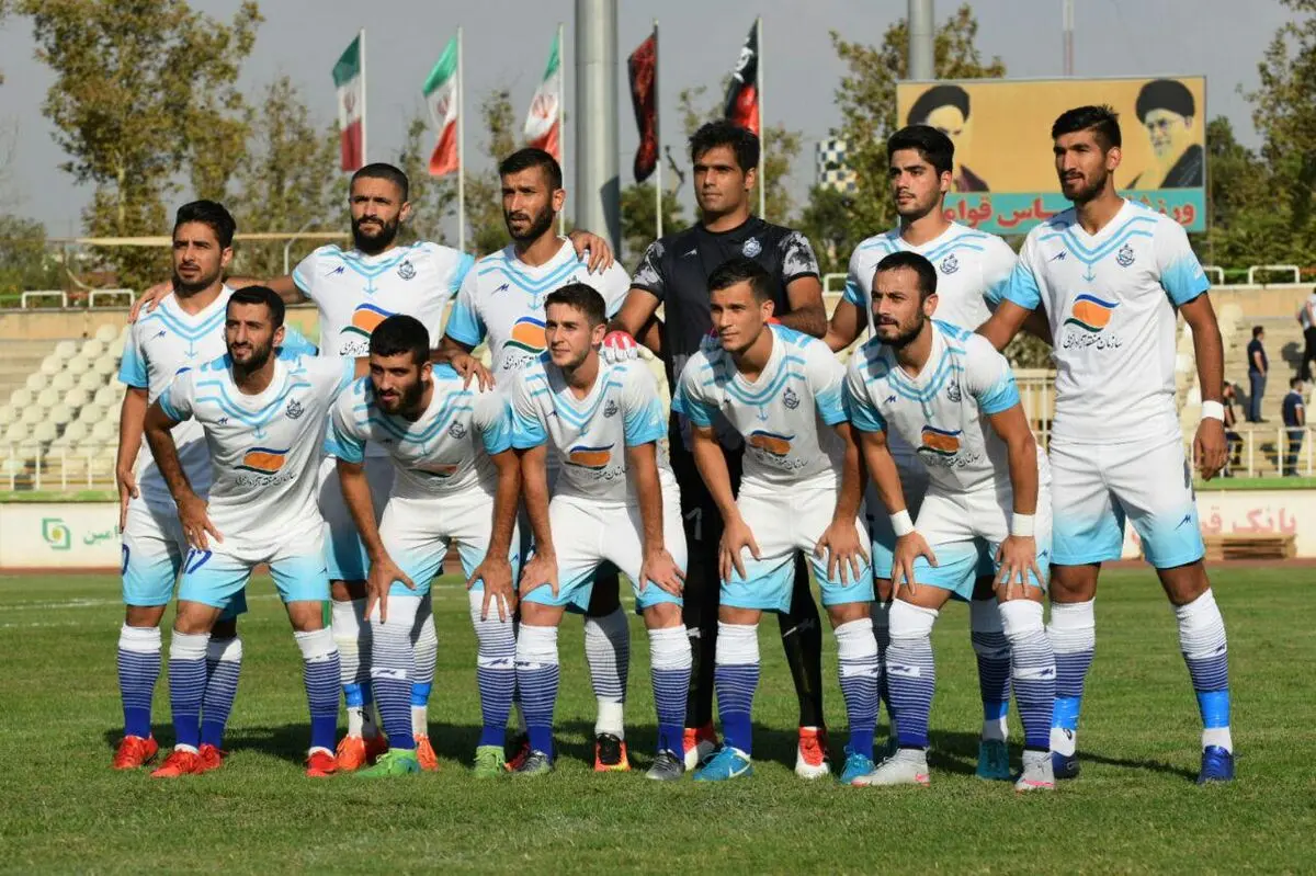 بازیکنان ملوان اعتصاب کردند
