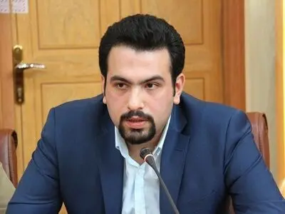انتقاد یک فعال رسانه‌ای از سنگ‌پرانی علیه مدیرعامل سازمان تامین اجتماعی