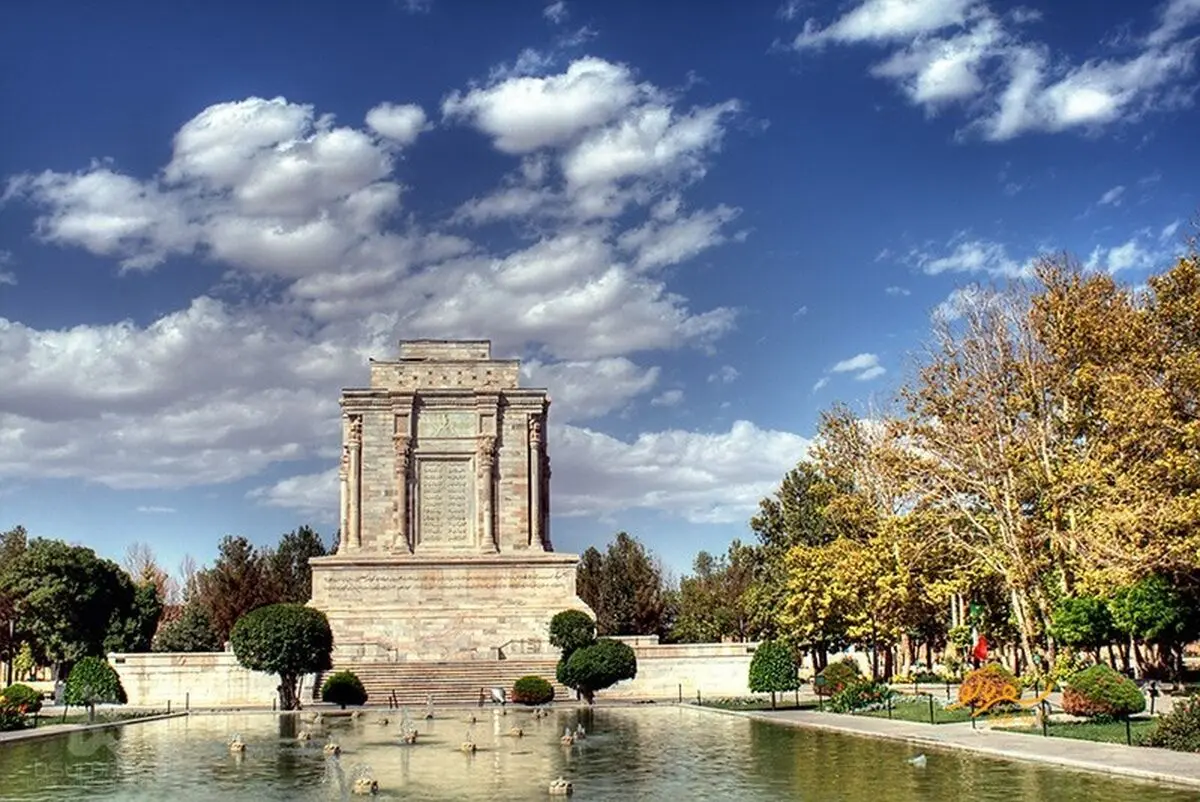 کمیته‌ بزرگداشت حکیم‌ ابوالقاسم فردوسی تشکیل شود