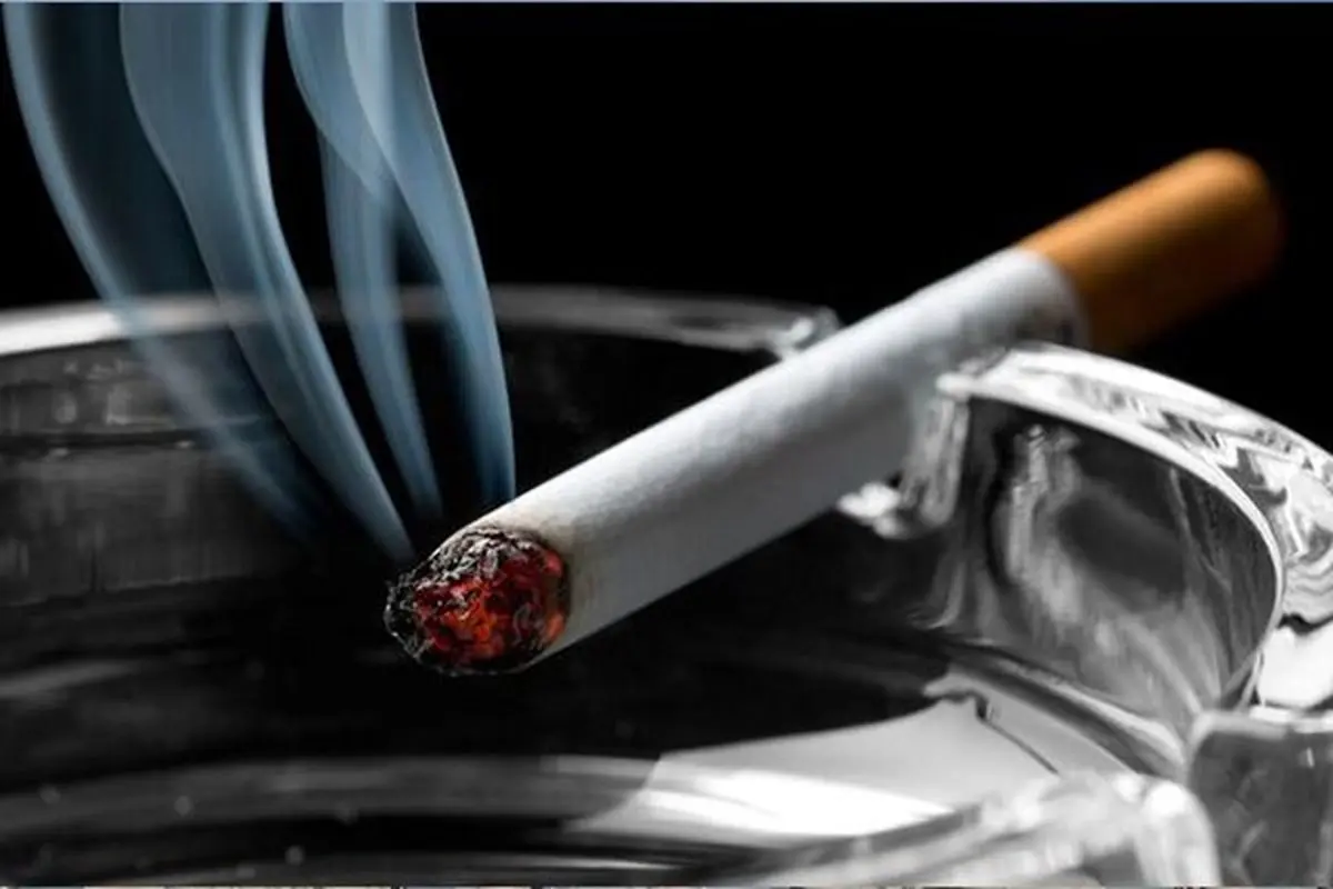 5 ترفند برای از بین بردن بوی سیگار در خانه