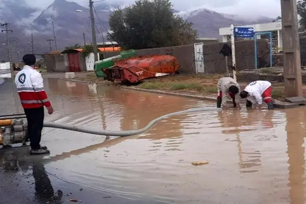 امدادرسانی هلال‌احمر فارس به بیش از یک هزار نفر در بارندگی‌های شدید