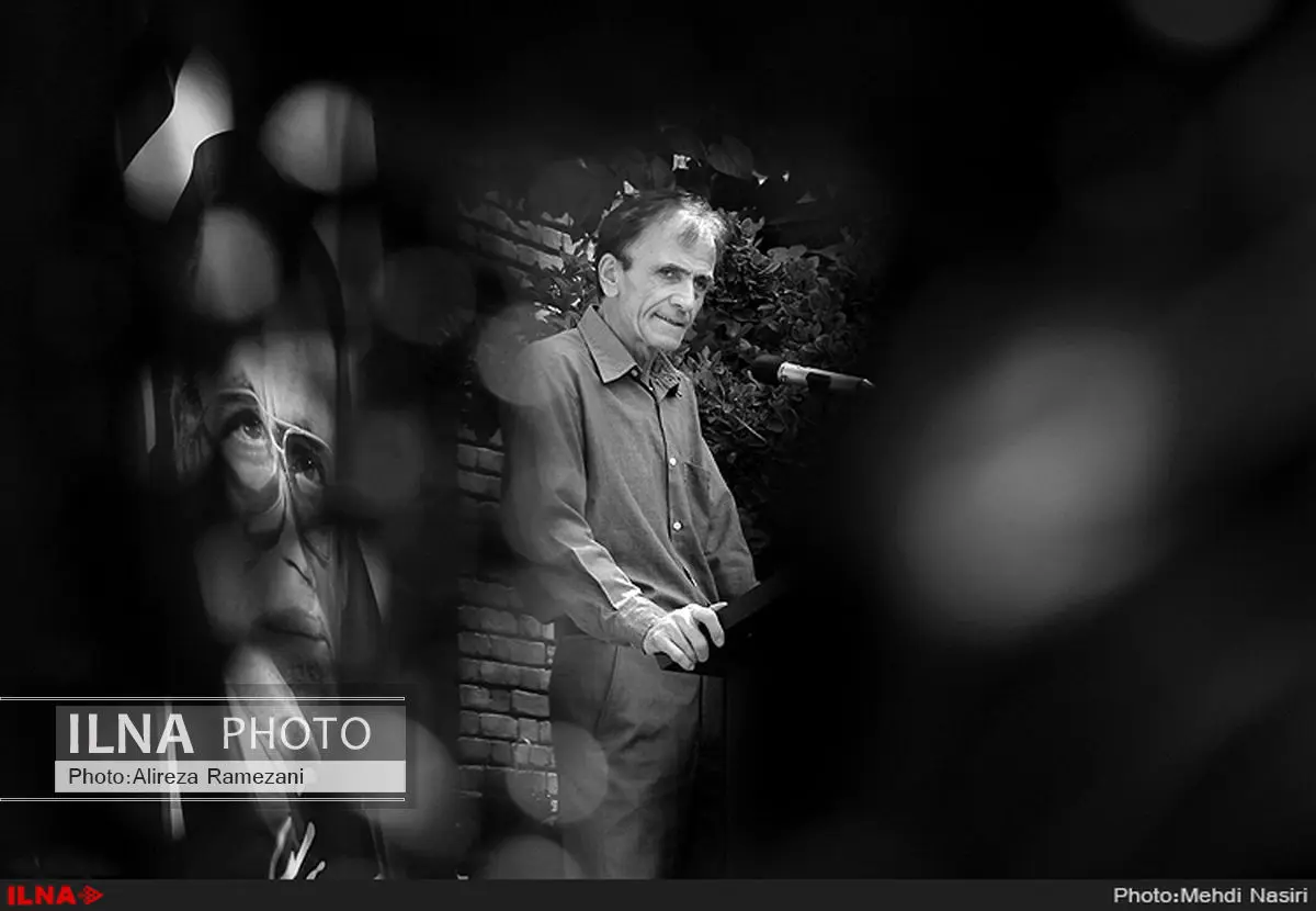 ضیایی با مسائل اجتماعی آشنا بود