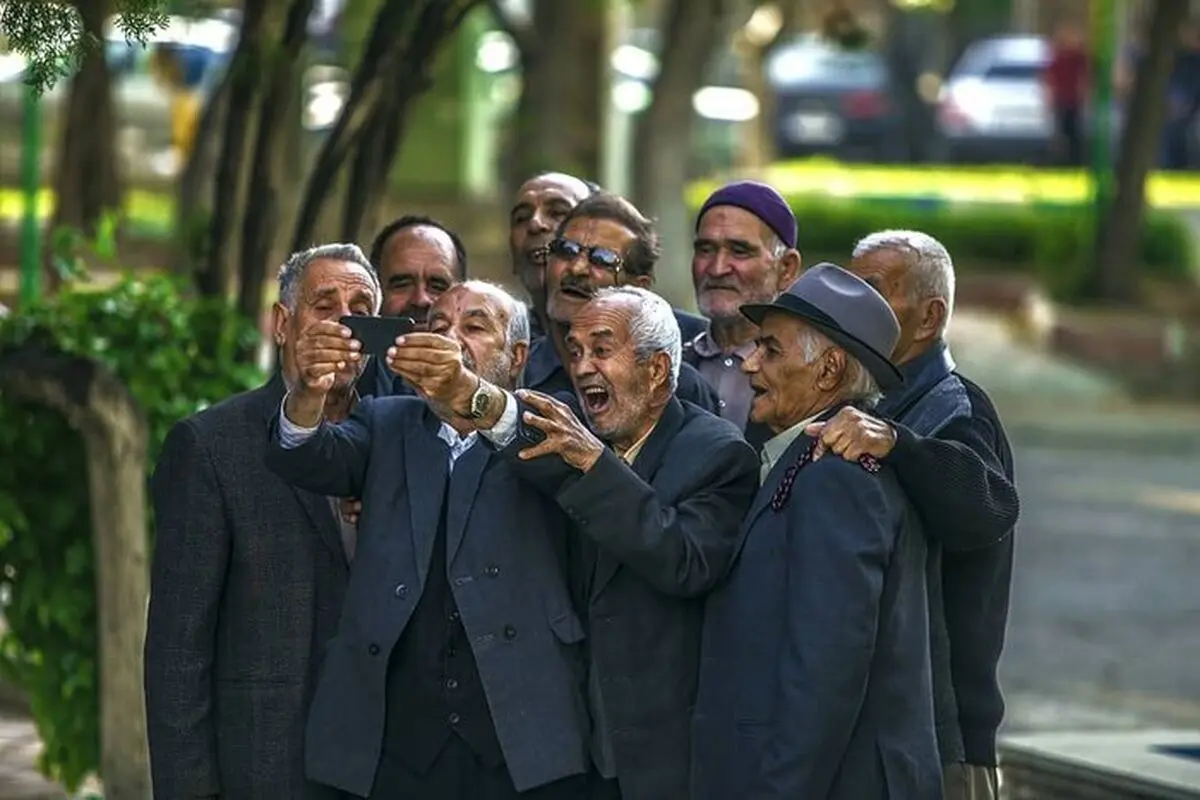رتبه چهارم استان مرکزی در شاخص سالمندی کشور / جمعیت 220 هزار نفری سالمندی در استان