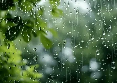 پیش بینی رگبار و رعد و برق در شمال غرب و جنوب‌شرق