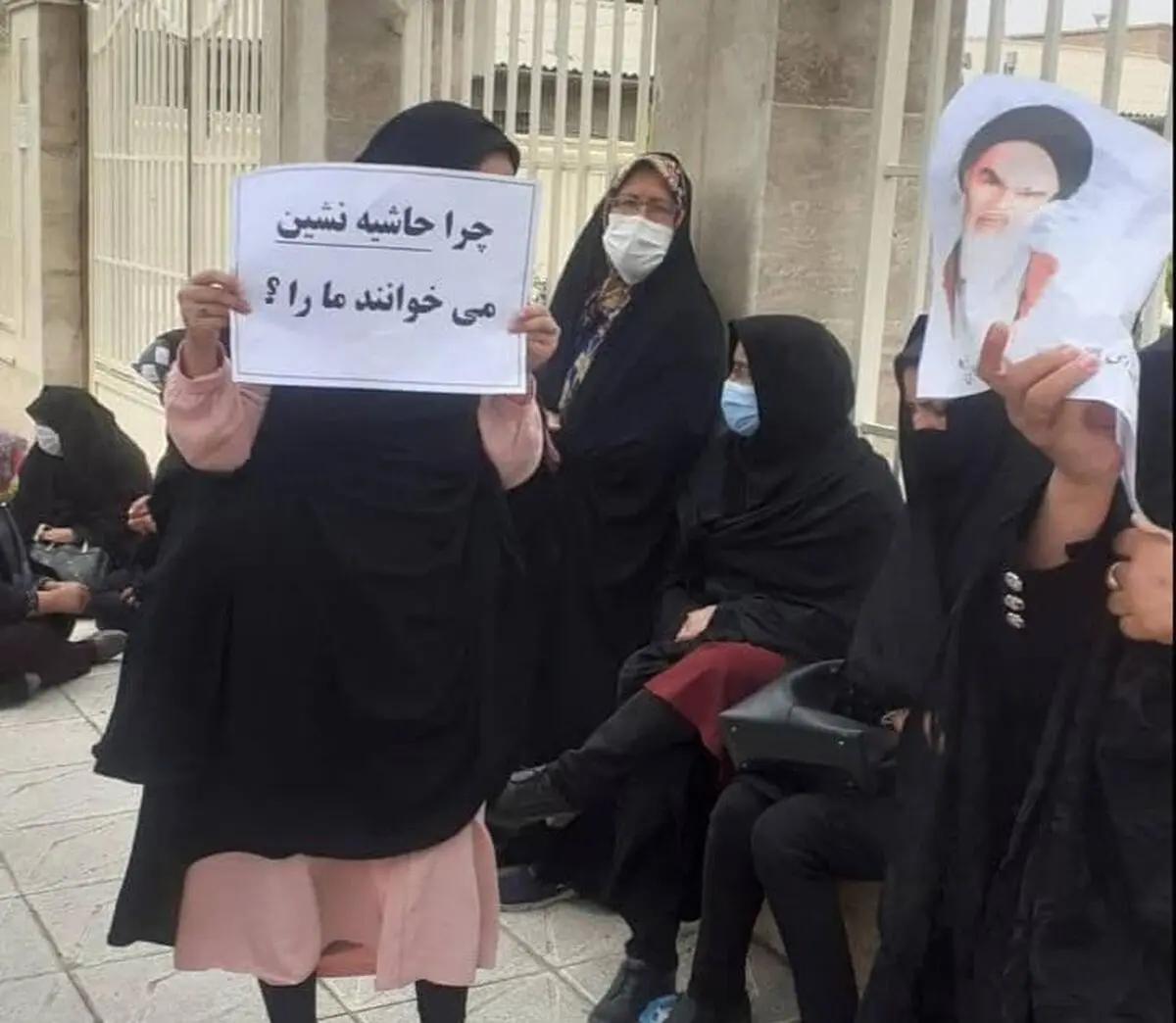 تحصن ساکنین حسین آباد کاشمر در اعتراض به عدم گازکشی
