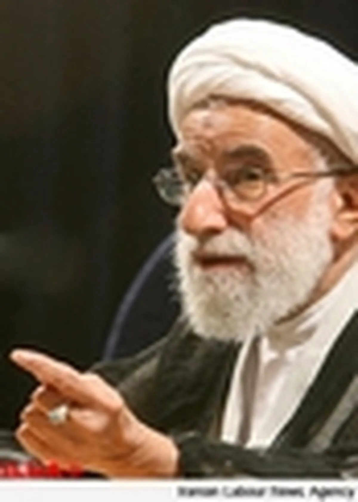 برخی نظرات فراقانونی در بررسی صلاحیت ها داشتند