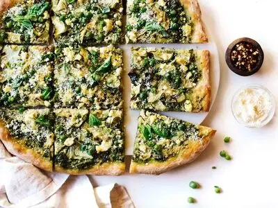 طرز تهیه پیتزا پستو 