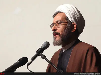 اعمال محدودیت برای شخصیت‌های کشور با هیچ توجیهی قابل دفاع نیست/ دولت با عوامل تعرض به نمایندگان به‌ بهانه امضای یک نامه برخورد کند
