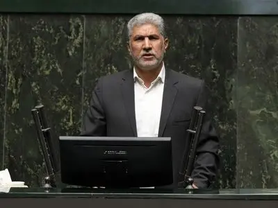 زمزمه‌هایی درباره افزایش قیمت بنزین وجود دارد