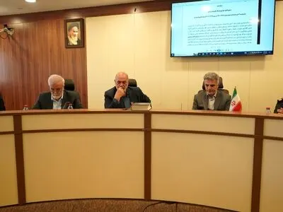 تبدیل مناطق محروم شیراز به قطب های پیشرفت در سال جدید/  لزوم برخورد عادلانه با همه شهروندان