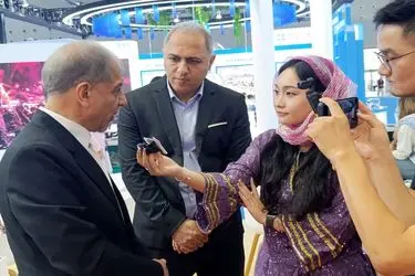 گفت‌وگوی زنده مدیر پاویون ایران با تلویزیون گواندونگ چین