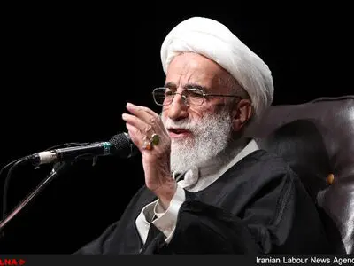 در وضعیتی که بسیاری افراد در مقاصد ناسالم فعالیت می‌کنند، دانشجویان‌ حزب‌الهی مایه امید نظام هستند