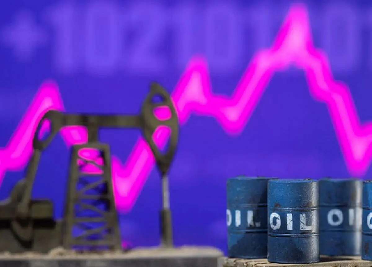 Oil spikes to 7-year high as markets avoid Russian supply