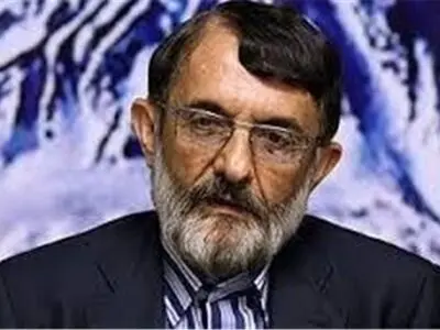 سقوط موصل در سایه خط‌دهی داخلی و حمایت بین‌المللی صورت گرفت/ نقش کردها در پاک‌سازی موصل مهم است