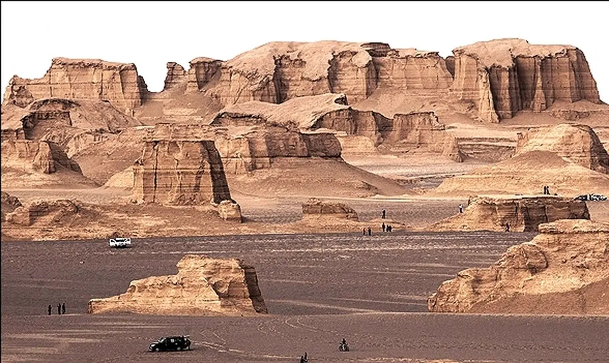 مسیر دسترسی به کمپ کویری شهداد مسدود شد