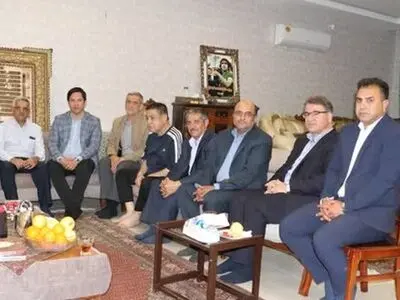 عیادت نوروزی از پیروانی به نمایندگی از وزیر ورزش و جوانان