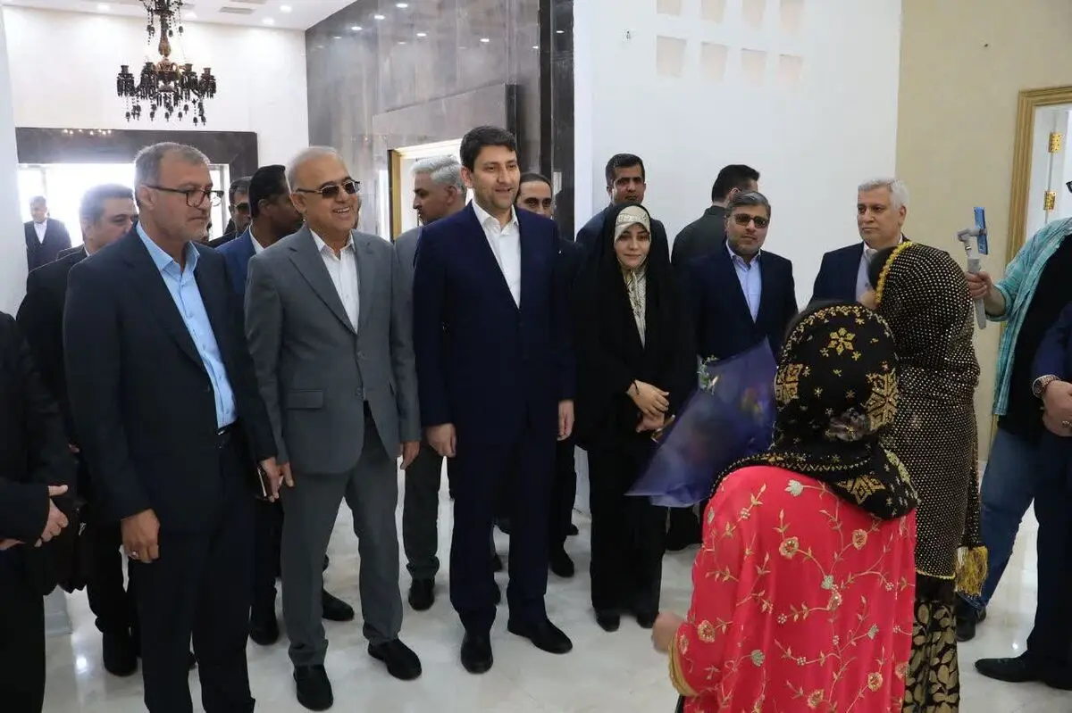 وزیر ارتباطات و فناوری اطلاعات وارد بندرعباس شد