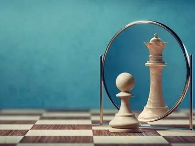دو فرمان ذهنی برای شکستن طلسم خودکم‌بینی