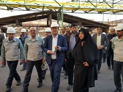 سیاست کلی دولت پیشگیری از خام فروشی است/ از صادرات ۲۳ میلیون تن مواد خام به زیر ۸ میلیون تن رسیدهایم