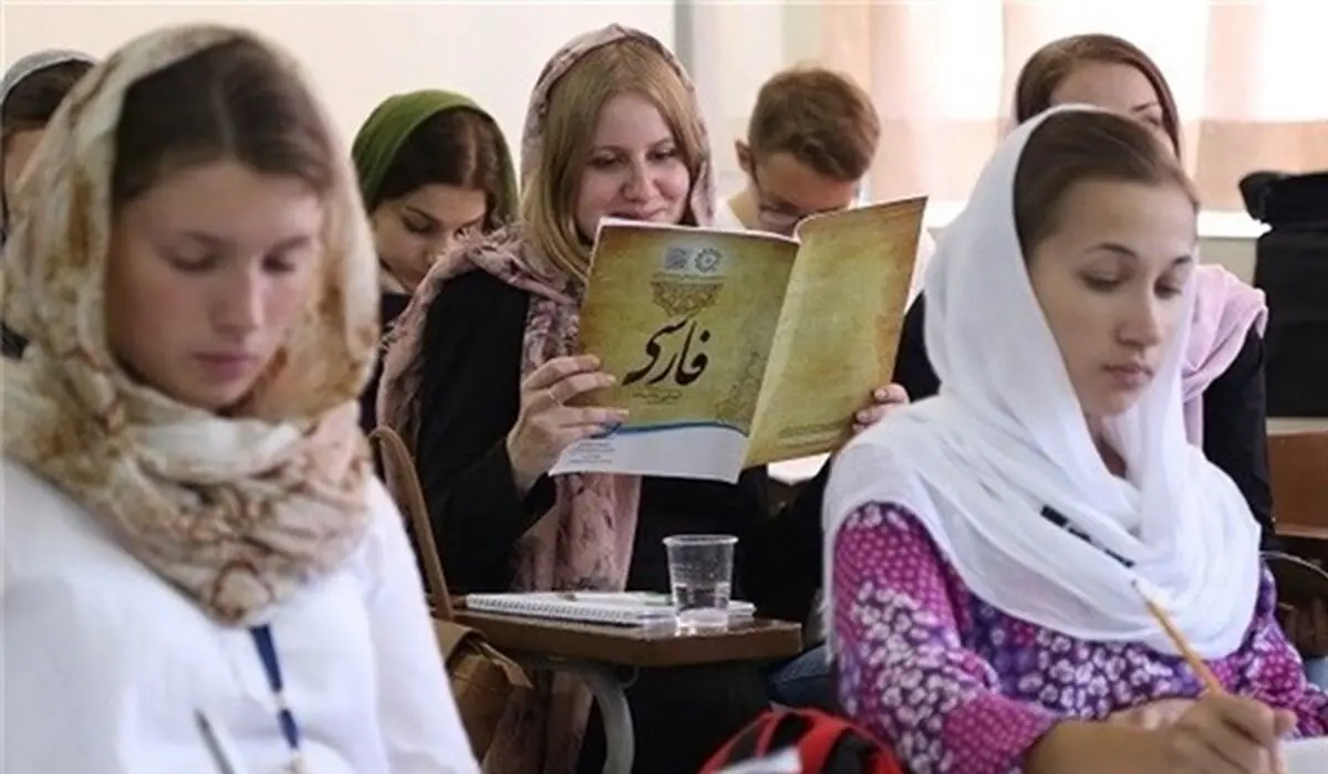 جامعة جورجیا تدعو الى اقامة دورات لتعلیم اللغة الفارسیة لطلابها