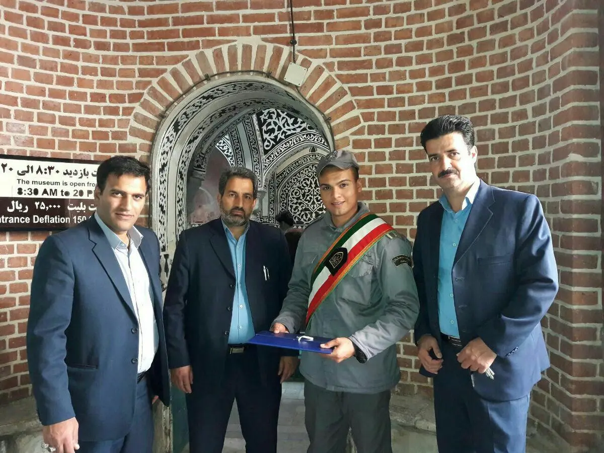 دستگیری سارقان کیف‌قاپ به دست سرباز وظیفه