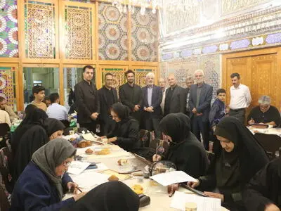 هنرمندان خوشنویس در سومین حرم قلم بر «مشق قدر» زدند/احداث نگارخانه ۱۰۰ متری ویژه انجمن خوشنویسان