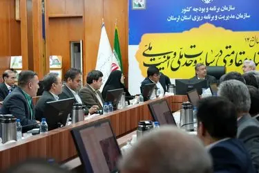 آغاز عملیات اجرایی ۳۶ طرح اقتصادی در استان/ مدیران برای جذب اعتبارات شناور وزارتخانه‌ها اقدام کنند 